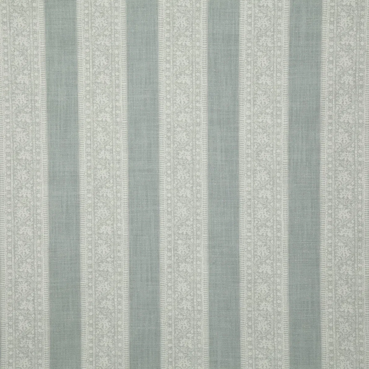 1110-pindler-pindler-kinross-mist-fabric-1.webp