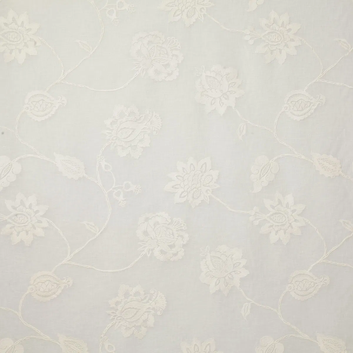 240-pindler-pindler-autumn-vanilla-fabric-1.webp