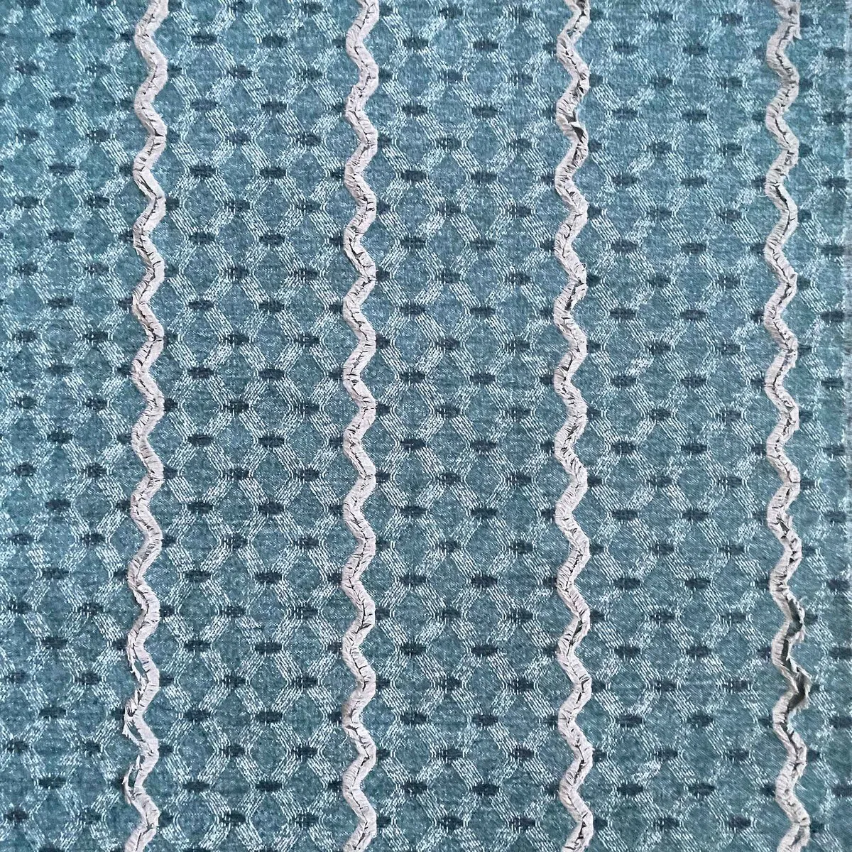 3965-gast-n-y-daniela-sevan-azul-fabric-1.webp
