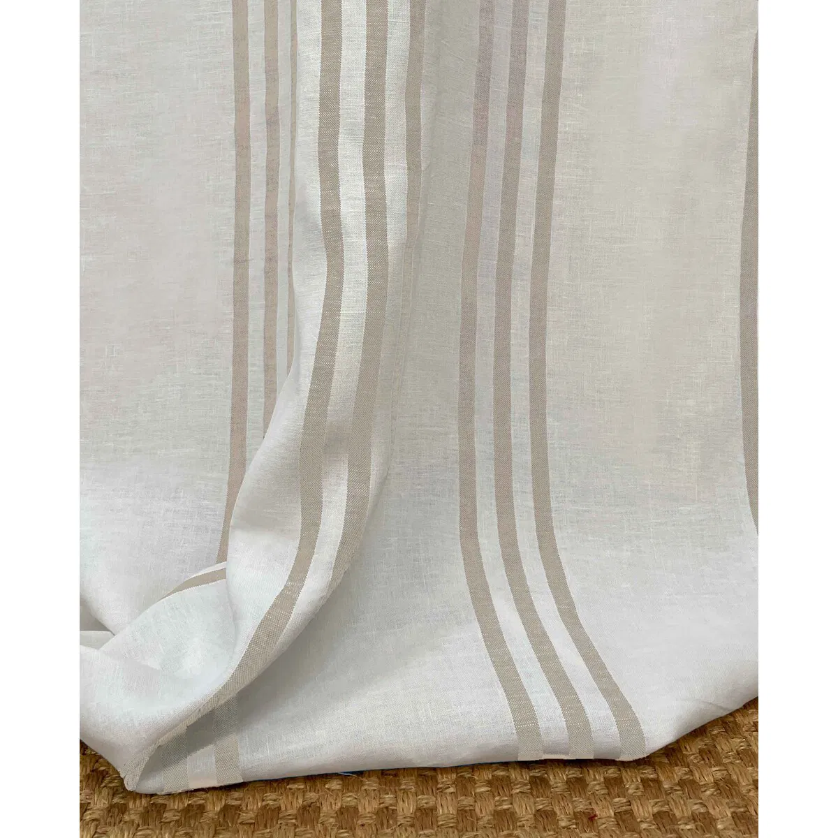 732-gast-n-y-daniela-samani-beige-fabric-1.webp