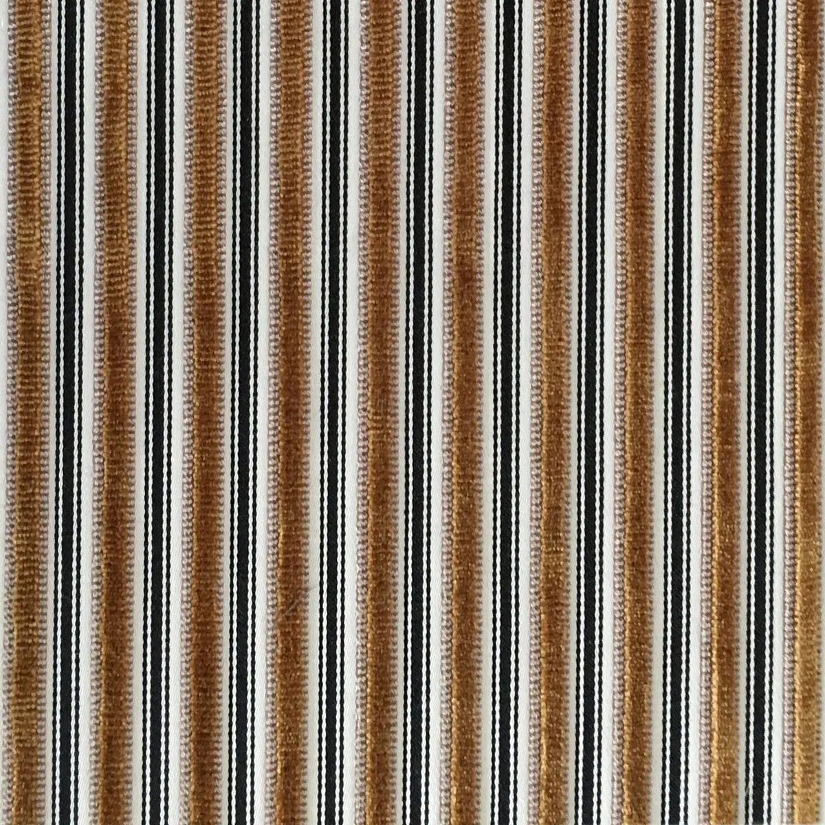 GastÃ³n y Daniela Eresma Camel Fabric