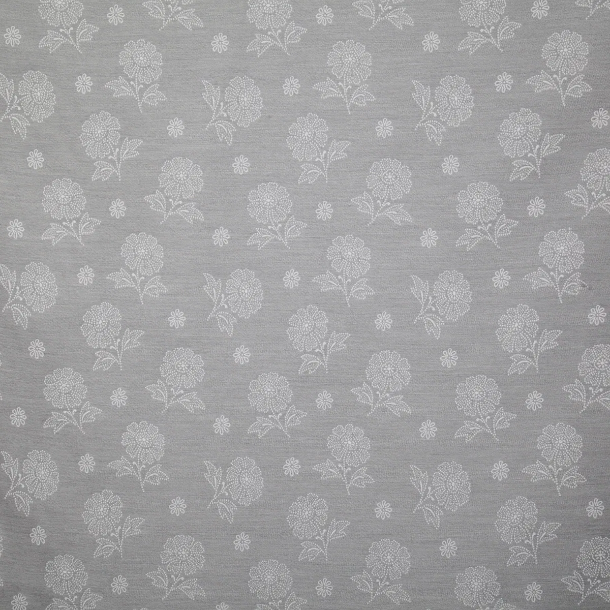 7944-pindler-pindler-bandana-grey-fabric-1.webp