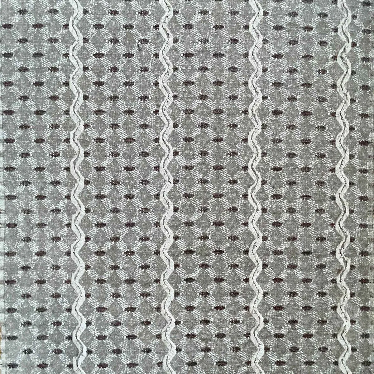 8609-gast-n-y-daniela-sevan-chocolate-fabric-1.webp