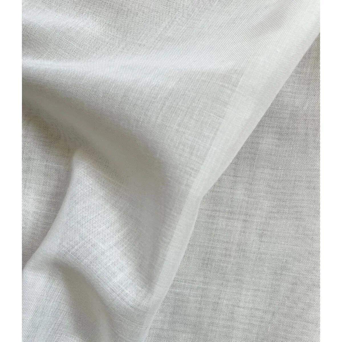 GastÃ³n y Daniela Etamin Blanco Fabric