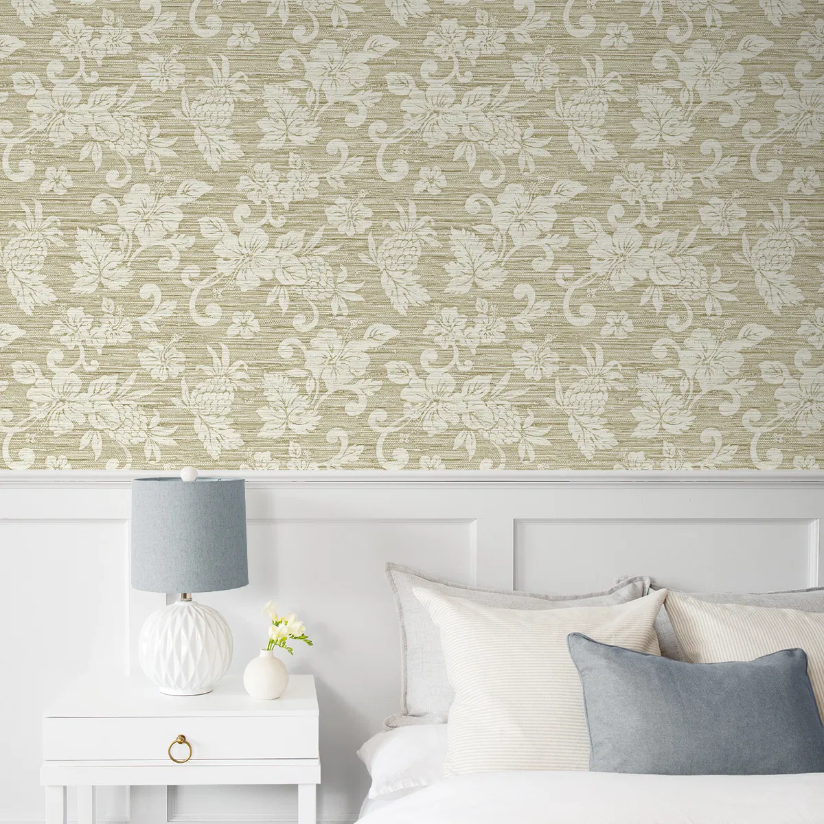 9312-seabrook-designs-juno-island-floral-saddle-tan-wallpaper-1.webp